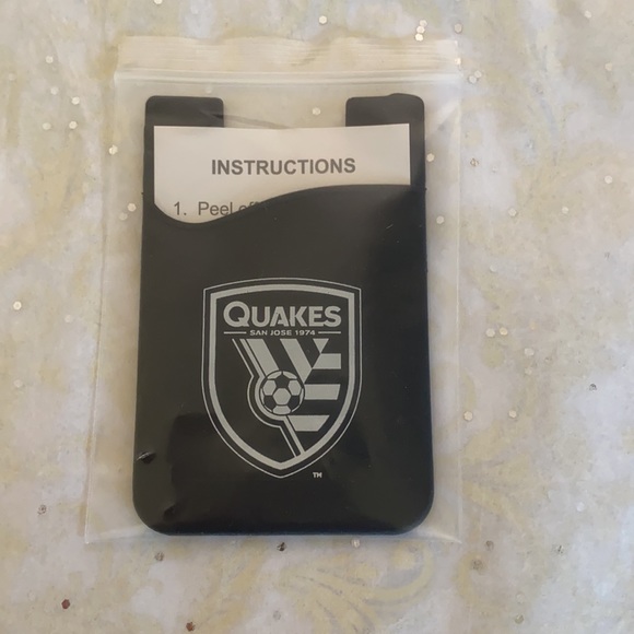 San Jose Earthquakes card holder. - Picture 4 of 4